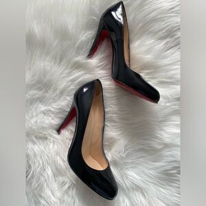 Christian Louboutin Classic Dolly Patent Pump 38.5 100mm